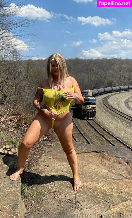 Holliess1free OnlyFans Thumbnail #7ywsgXJsJk