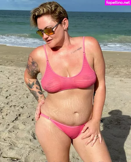 Holliess1free OnlyFans Thumbnail #Blq3OEa6yD