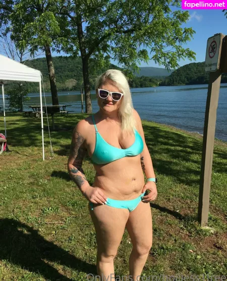 Holliess1free OnlyFans Thumbnail #aYHMcrmpGV