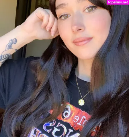 Holls8 OnlyFans Thumbnail #AvzsbMQ1rk