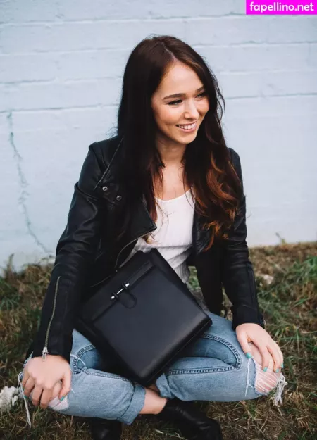 Holls8 OnlyFans Thumbnail #JRZkV4mNkq