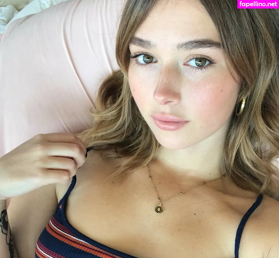 holls8, holls8_ Nude Leaked OnlyFans Photo #SslC19g8L8