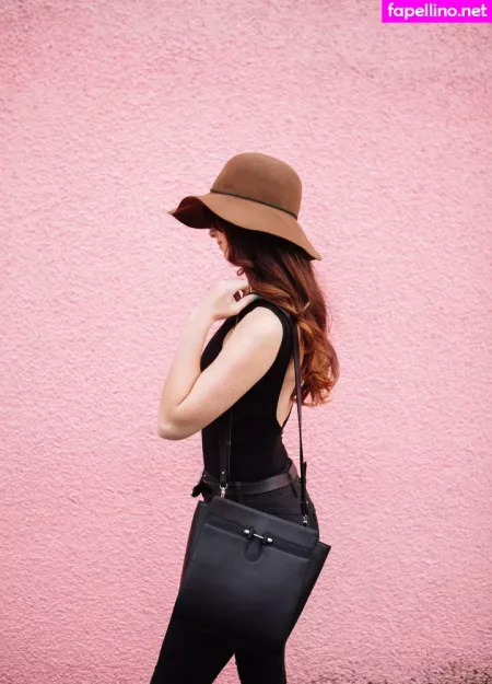 Holls8 OnlyFans Thumbnail #oEblmM5cVp