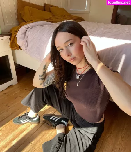 Holls8 OnlyFans Thumbnail #rAeT3Z8LG4