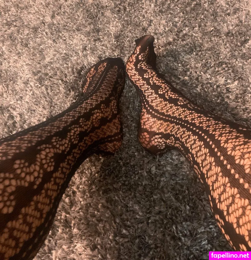 hollsfreepage, hollylouisefry Nude Leaked OnlyFans Photo #voOzzumTMy