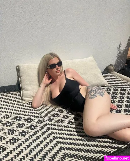 Hollsxfree OnlyFans Thumbnail #uNxaJ7GSHH