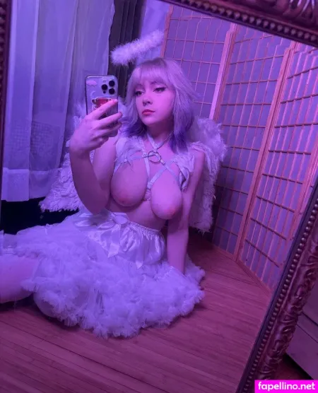 Holly Ava 1 OnlyFans Thumbnail #3Lx9L6sv8N