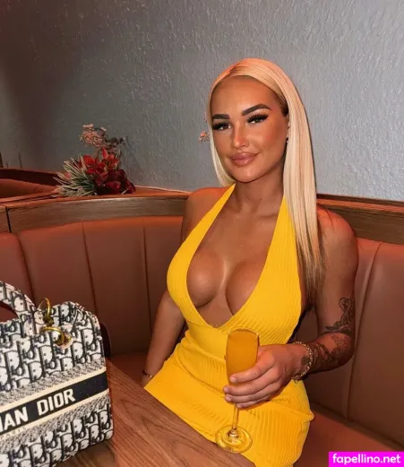 Holly Canning OnlyFans Thumbnail #KuqAbVQYMJ