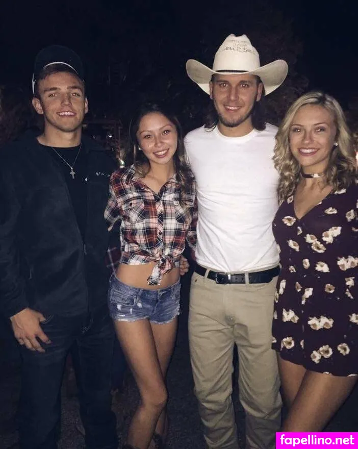 hollycloar Nude Leaked OnlyFans Photo #3v55HMyK1l