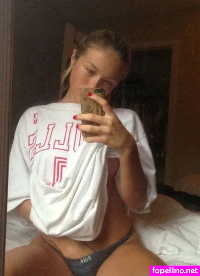 hollycloar Nude Leaked OnlyFans Photo #5hx1BHeJMs