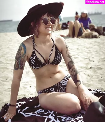 Holly Conrad OnlyFans Thumbnail #9Az8CWohSo