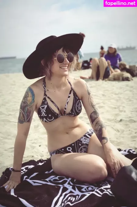 Holly Conrad OnlyFans Thumbnail #KJV9x1Z343