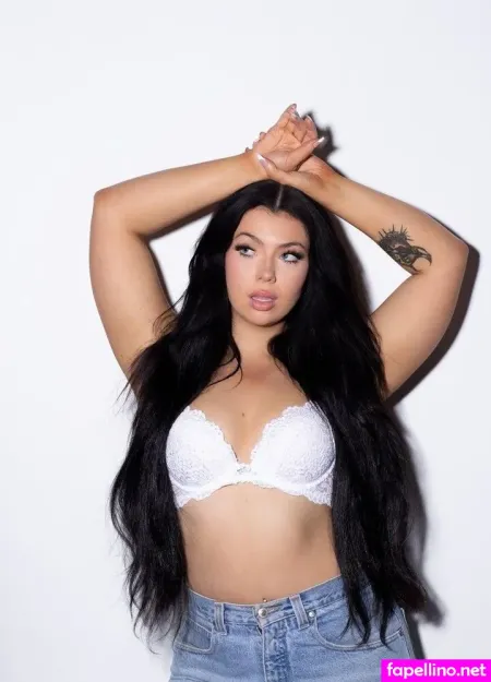 Holly Day 1 OnlyFans Thumbnail #03p41w6qLA