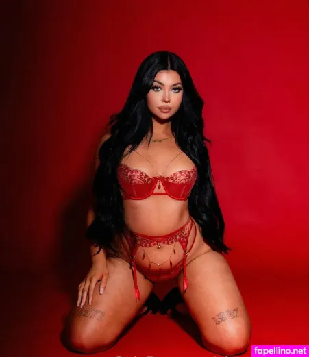 Holly Day 1 OnlyFans Thumbnail #nUbUfIhquq