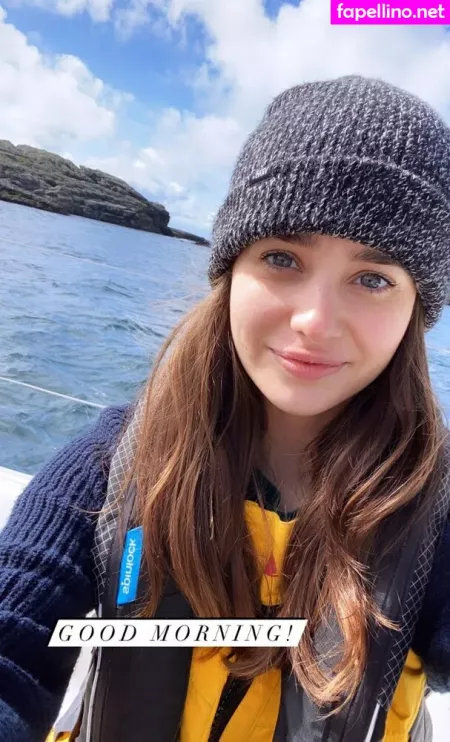 Holly Earl OnlyFans Thumbnail #DPZKTKuVoq