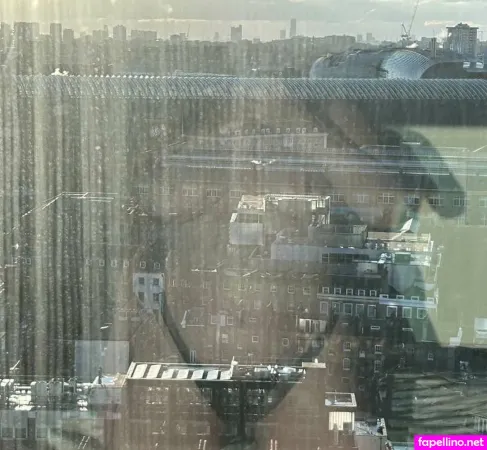 Holly Elizaveta OnlyFans Thumbnail #N7O7l5fyfp