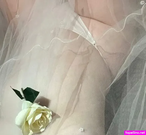 Holly Elizaveta OnlyFans Thumbnail #oBAqGAjYH1