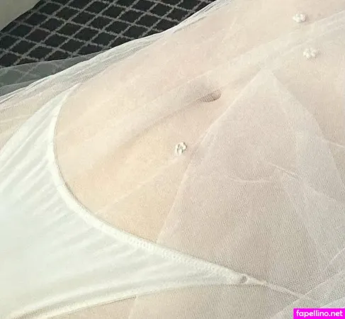 Holly Elizaveta OnlyFans Thumbnail #rLjx73spy2