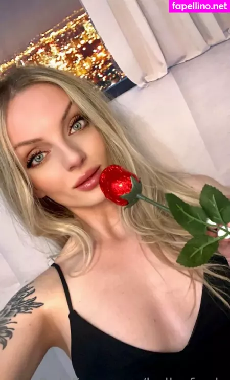 Holly Fordx OnlyFans Thumbnail #3UYbBhd5Wz