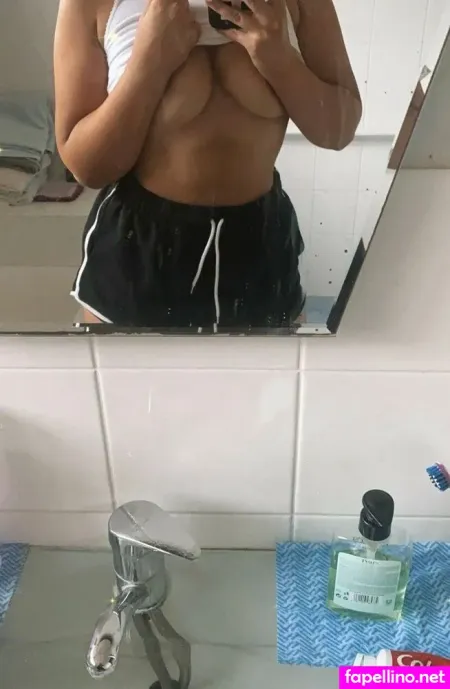 Holly Gunn OnlyFans Thumbnail #ZoepMroIPx