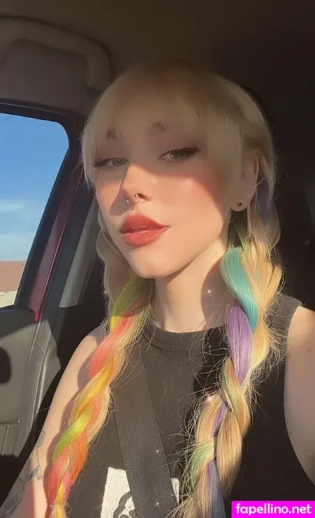 Holly Halen OnlyFans Thumbnail #4UPIck82mD