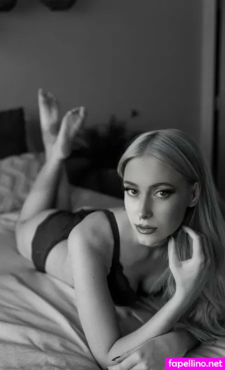 Holly Halen OnlyFans Thumbnail #iWI7FE6DBA