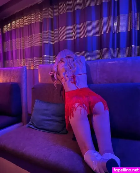 Holly Halen OnlyFans Thumbnail #rG4cQXuZ3i