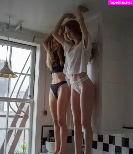 Holly Hicks OnlyFans Thumbnail #zqVqPaeyqk