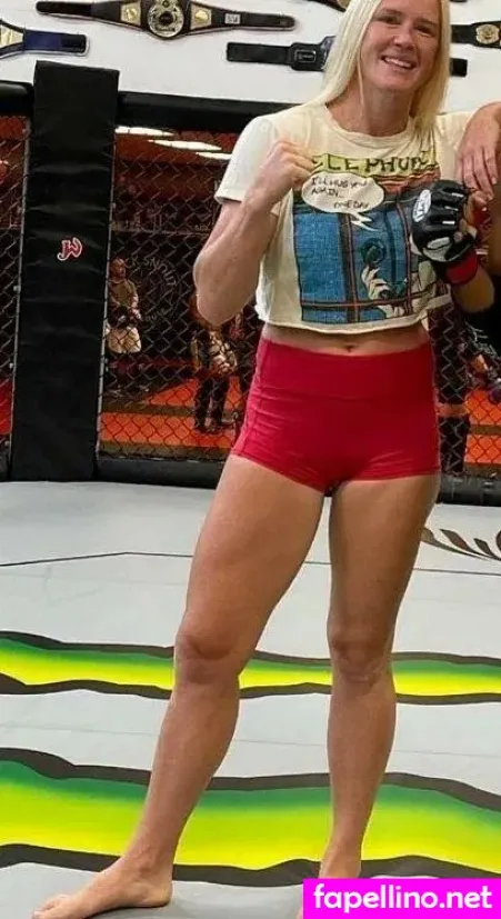 Holly Holm OnlyFans Thumbnail #RgGaS4AyEy