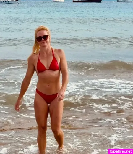Holly Holm OnlyFans Thumbnail #gpOR2Ubva5