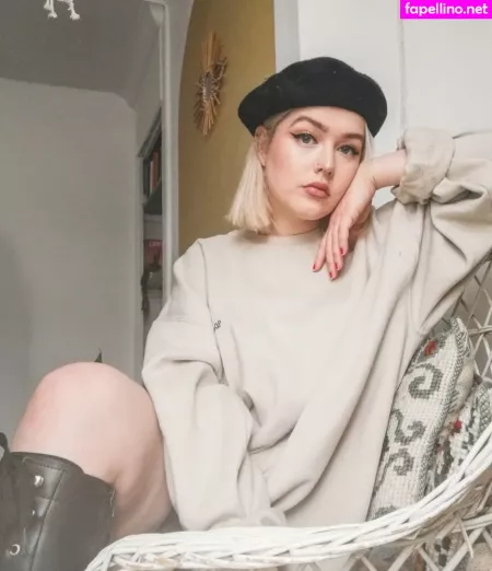 Holly Indigo OnlyFans Thumbnail #Ewd0JFIlxL