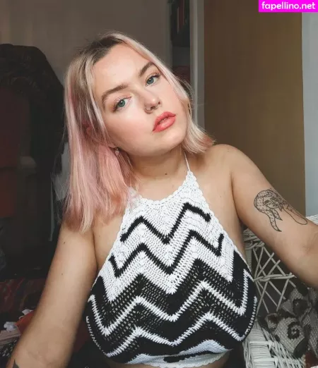 Holly Indigo OnlyFans Thumbnail #d16FufTxPW