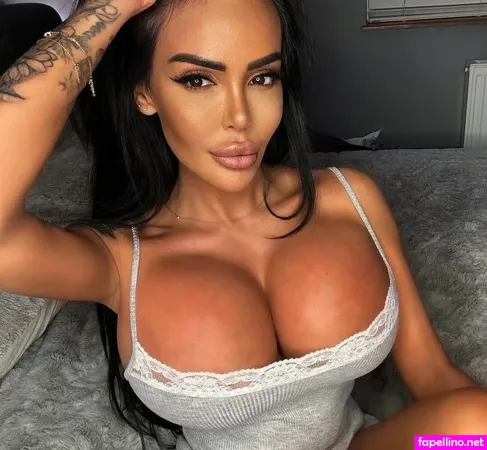Holly James OnlyFans Thumbnail #dohxvbvRhX