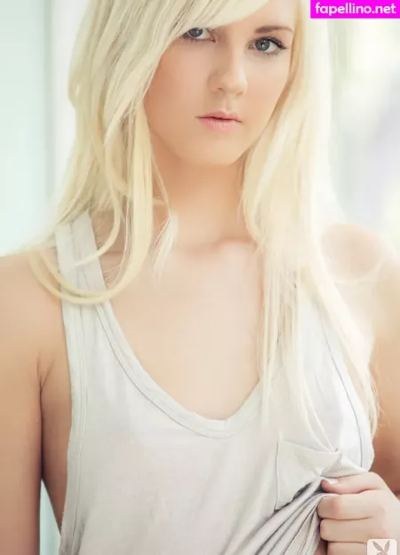 Holly Jean OnlyFans Thumbnail #V4O27FaYrw