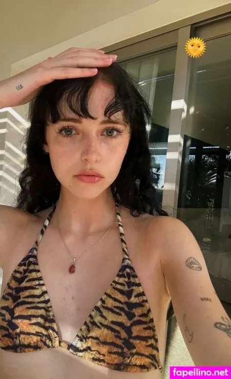 Holly Laing OnlyFans Thumbnail #fbcR7xDn6C