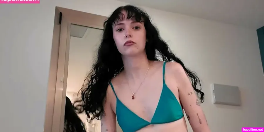 Holly Laing OnlyFans Thumbnail #vfJossdjV5