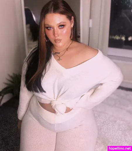 Holly Marston OnlyFans Thumbnail #5GI5nMYZLt