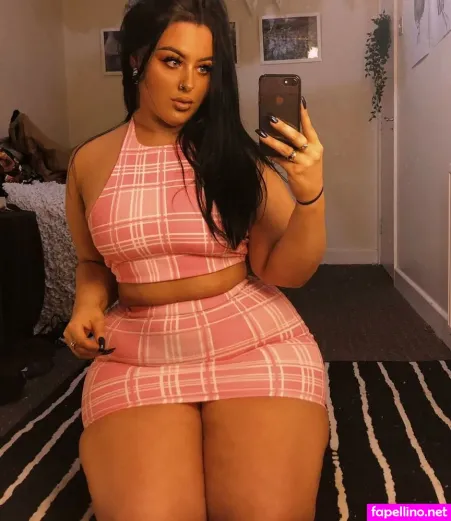 Holly Marston OnlyFans Thumbnail #NRDnGGzhHL
