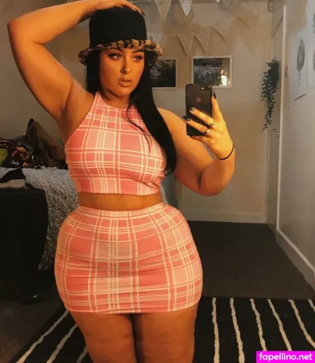 Holly Marston OnlyFans Thumbnail #VGYiSHh8FS
