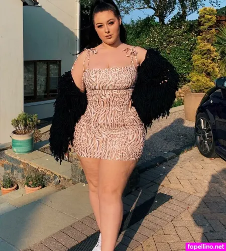 Holly Marston OnlyFans Thumbnail #qnZQroy8nF