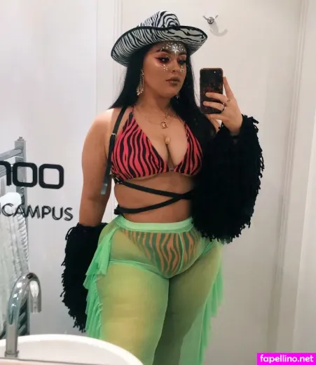 Holly Marston OnlyFans Thumbnail #rQDdYMV6bi
