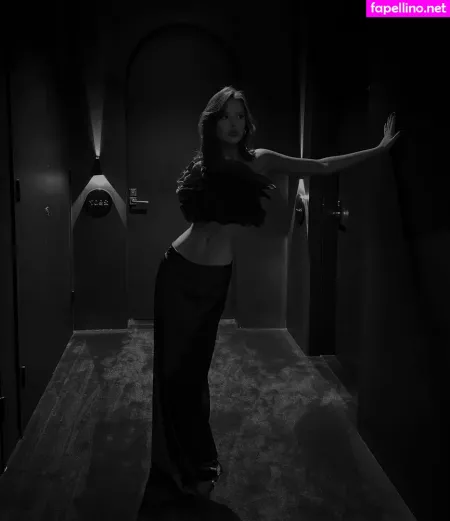 Holly Mueller OnlyFans Thumbnail #qvQd7GGfEF