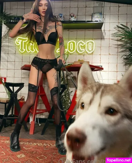 Holly Mur OnlyFans Thumbnail #XsO0VEVzfG