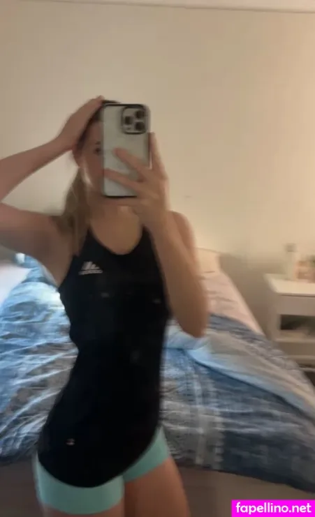 Holly Naude OnlyFans Thumbnail #iAkl7OyBMk
