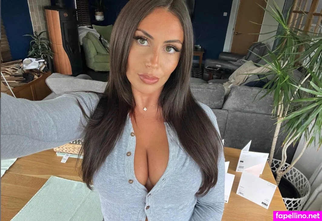 holly_nowell, hollynoel0 Nude Leaked OnlyFans Photo #d2Lr50N8Rb