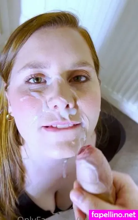 Holly Rose 2 OnlyFans Thumbnail #VS3pjHoquD