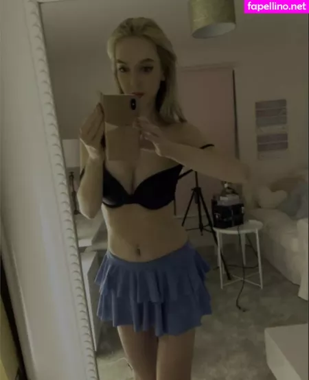 Holly Rosi Asmr OnlyFans Thumbnail #RjKUjyYZ4x