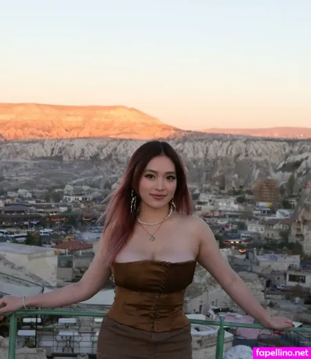 Holly Shu OnlyFans Thumbnail #Vnfrup8crE