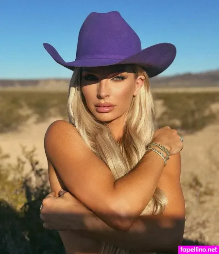 Holly Starks OnlyFans Thumbnail #XQ0bXMfog5