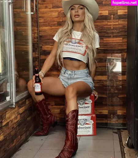 Holly Stocks OnlyFans Thumbnail #6qqA8MN3jV